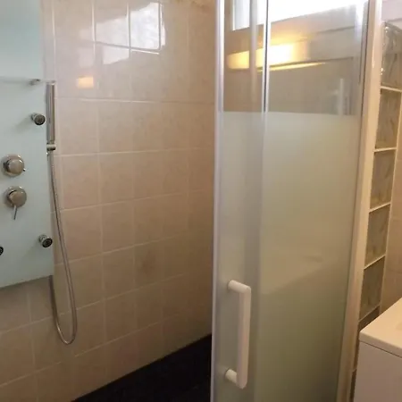 Maison Renovee Avec Jardin Pres D'aurillac, Ideale Pour Famille Et Ski. - Fr-1-742-143 * Polminhac
