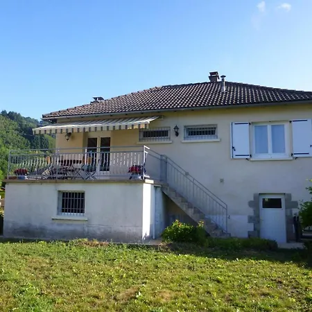 Casa vacanze Maison Renovee Avec Jardin Pres D'aurillac, Ideale Pour Famille Et Ski. - Fr-1-742-143 Polminhac