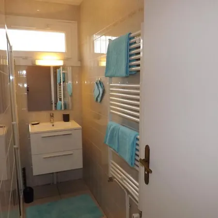 Maison Renovee Avec Jardin Pres D'aurillac, Ideale Pour Famille Et Ski. - Fr-1-742-143 Polminhac
